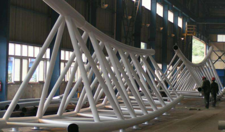 绥芬河管廊钢结构与桁架结构的管道支架应该如何区分